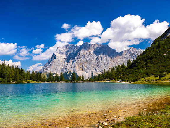 Seebensee -Blickrichtung Zugspitzmassiv