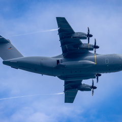 A400 Bundeswehr Fallschirmspringer ueben Wasserlandungen vor Bodman-Ludwigshafen 4